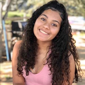 Meet your Posher, Athena